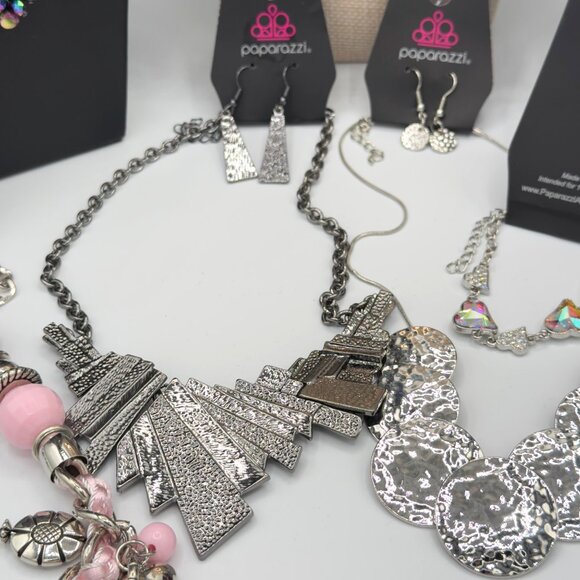 Paparazzi Jewelry Necklace Collection Mixed Styles - Picture 7 of 11